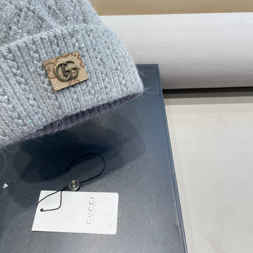 古奇GUCCI毛球毛线帽秋冬季加绒加厚韩版针织女百搭保暖套头护耳帽子