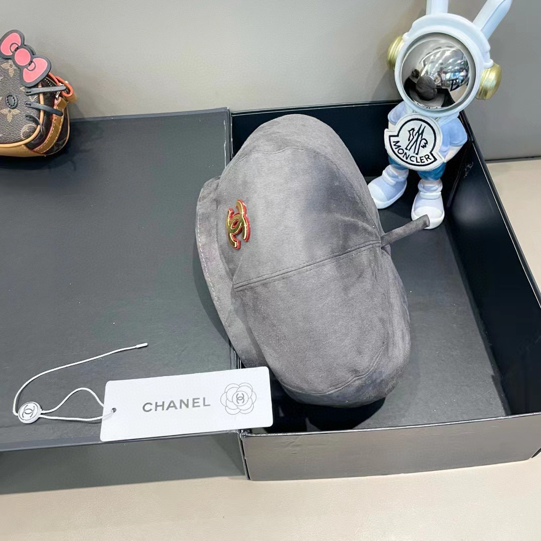 Chanel香奈儿 鹿皮细尾南瓜贝雷帽子女百搭复古休闲显脸小画家帽时尚秋冬