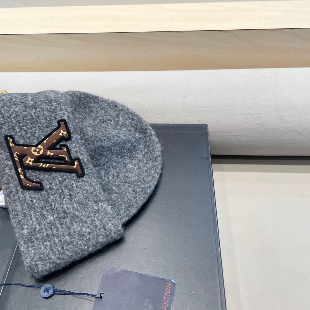 lv路易威登秋冬款羊毛混纺针织帽子女大头围堆堆帽百搭双层保暖加厚