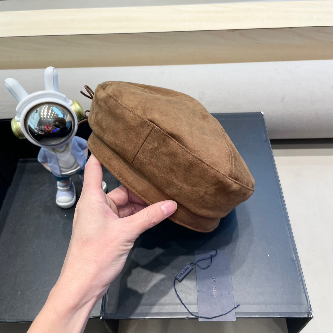 普拉达Prada贝雷帽女秋冬款新款显脸小韩系南瓜帽棕色画家帽春秋八角帽子