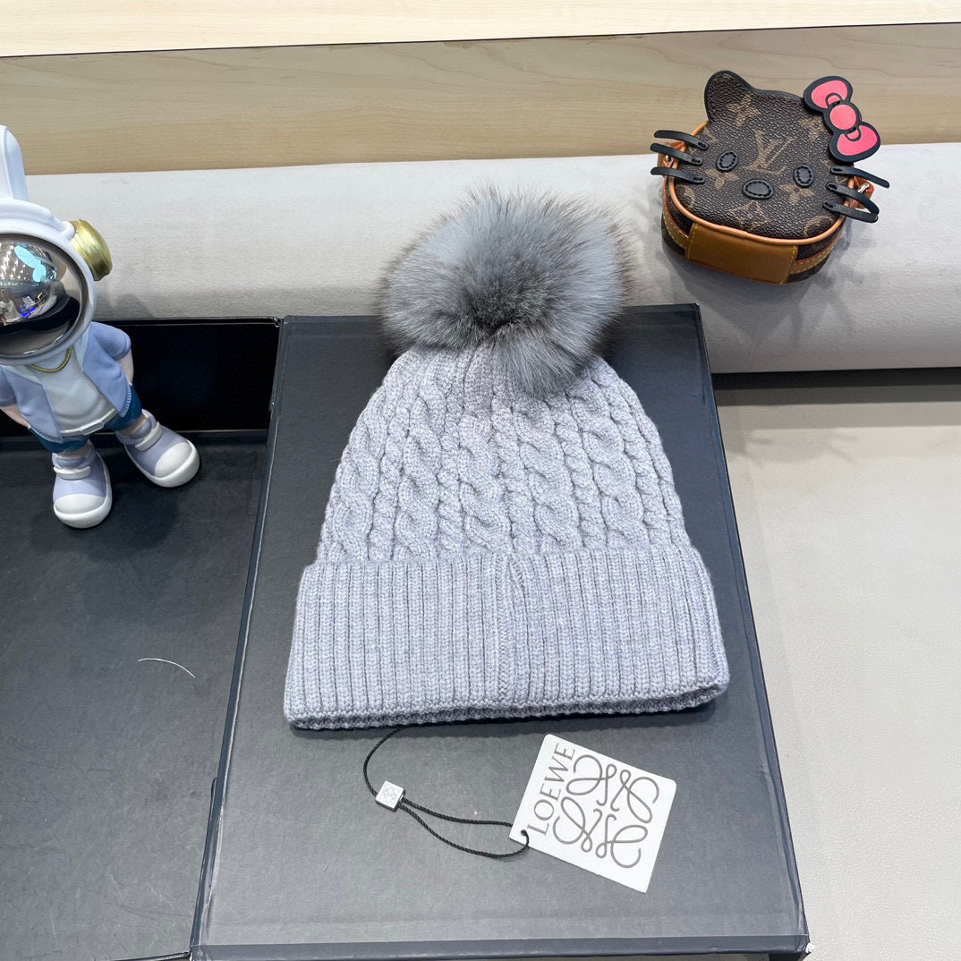 【LOEWE罗意威】早秋简约针织毛线帽，毛绒材质，非常百搭
