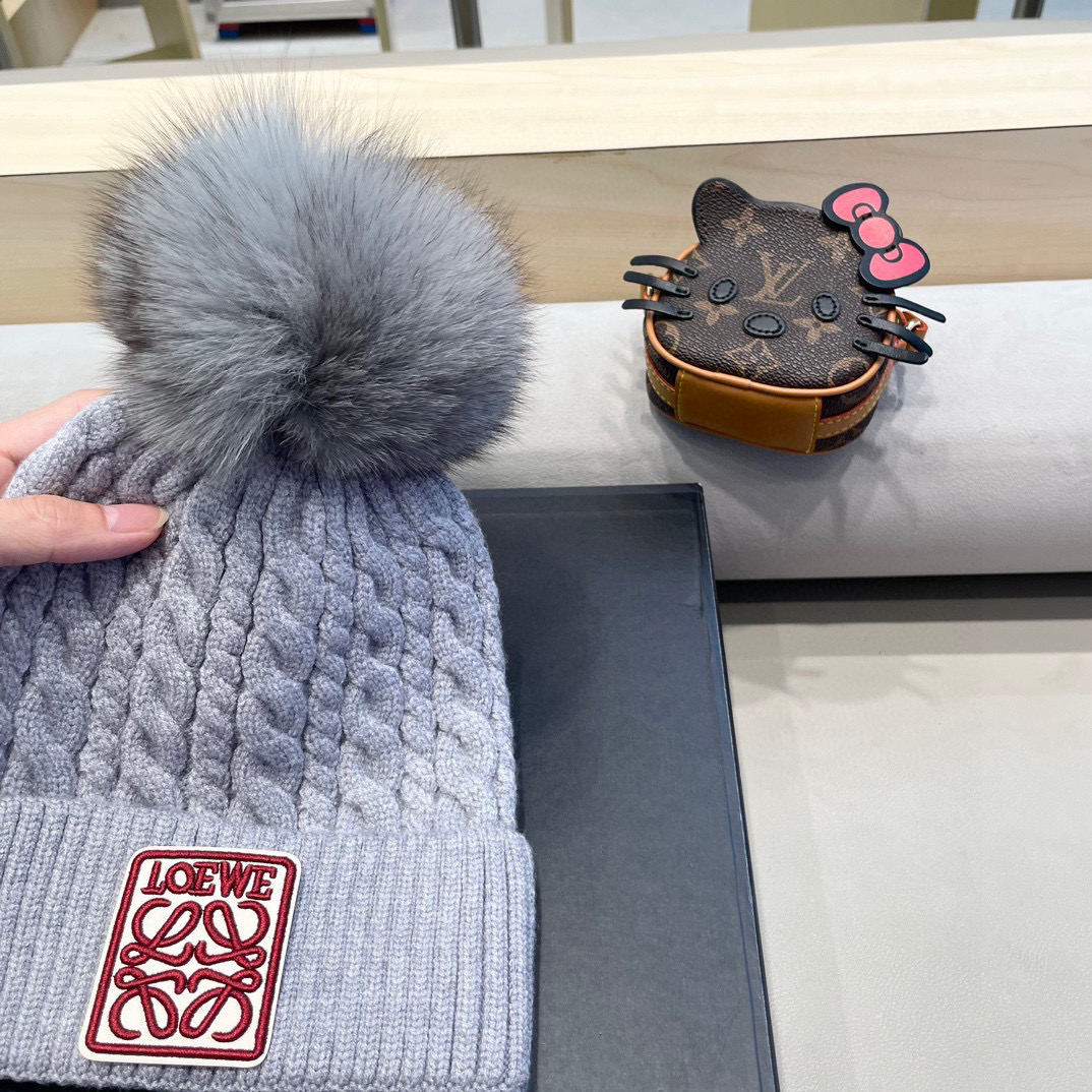 【LOEWE罗意威】早秋简约针织毛线帽，毛绒材质，非常百搭