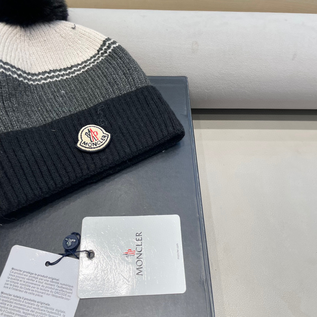 moncler撞色针织帽子女冬季韩版百搭大毛球毛线帽新款保暖卷边护耳帽