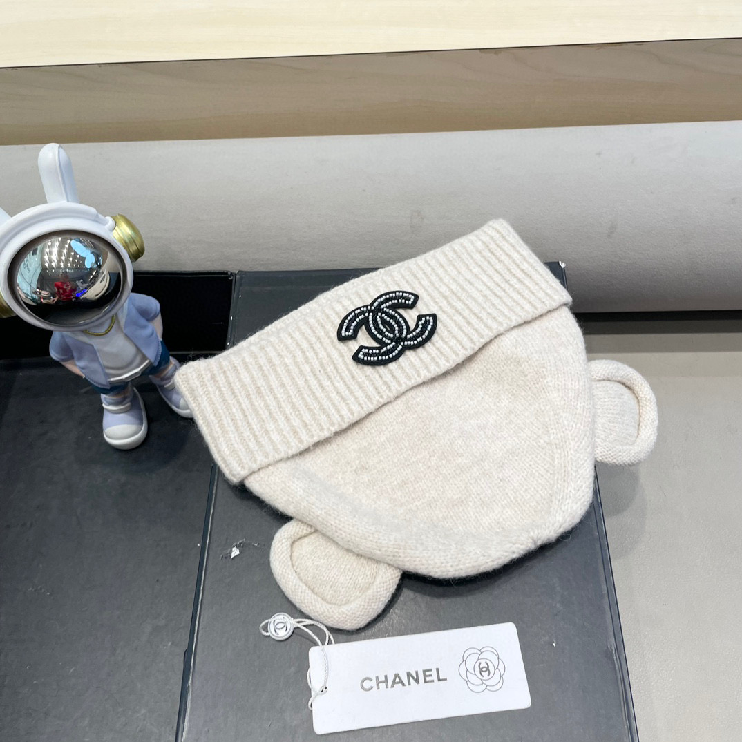 Chanel小熊耳朵针织帽女冬显脸小毛线帽保暖护耳大头围加厚新款可爱冷帽