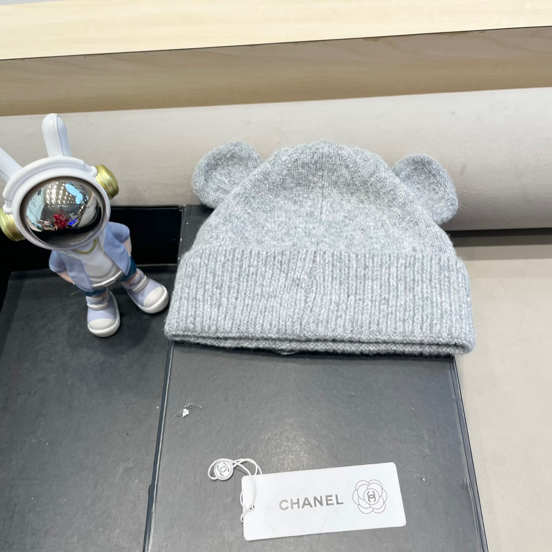 Chanel小熊耳朵针织帽女冬显脸小毛线帽保暖护耳大头围加厚新款可爱冷帽