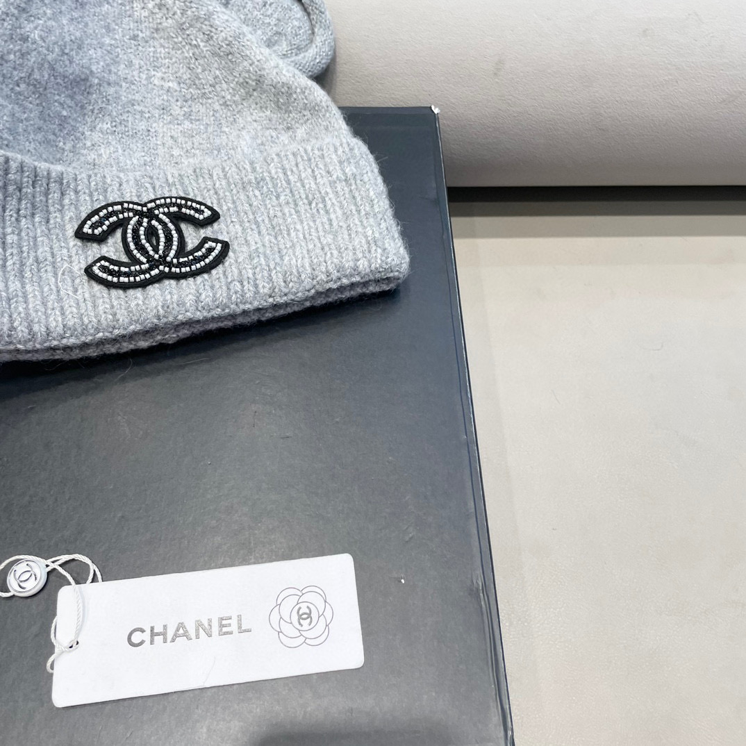 Chanel小熊耳朵针织帽女冬显脸小毛线帽保暖护耳大头围加厚新款可爱冷帽