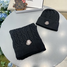 Moncler 蒙口套装秋冬款翻边羊毛针织毛线帽 高品质定制!这款必定是极简主义的最爱 干净,利索,时尚百搭,绝对不挑脸 Moncler 蒙口套装秋冬款翻边羊毛针织毛线帽 高品质定制!这款必定是极简主义的最爱 干净,利索,时尚百搭,绝对不挑脸