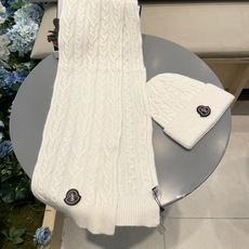 Moncler 蒙口套装秋冬款翻边羊毛针织毛线帽 高品质定制!这款必定是极简主义的最爱 干净,利索,时尚百搭,绝对不挑脸 Moncler 蒙口套装秋冬款翻边羊毛针织毛线帽 高品质定制!这款必定是极简主义的最爱 干净,利索,时尚百搭,绝对不挑脸