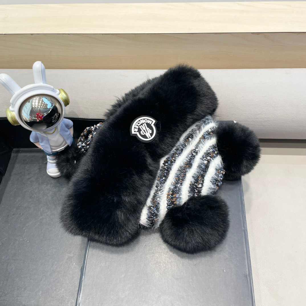 moncler 帽子女秋冬韩版可爱鹿角毛球护耳毛绒帽圣诞加厚东北雷锋帽骑车帽