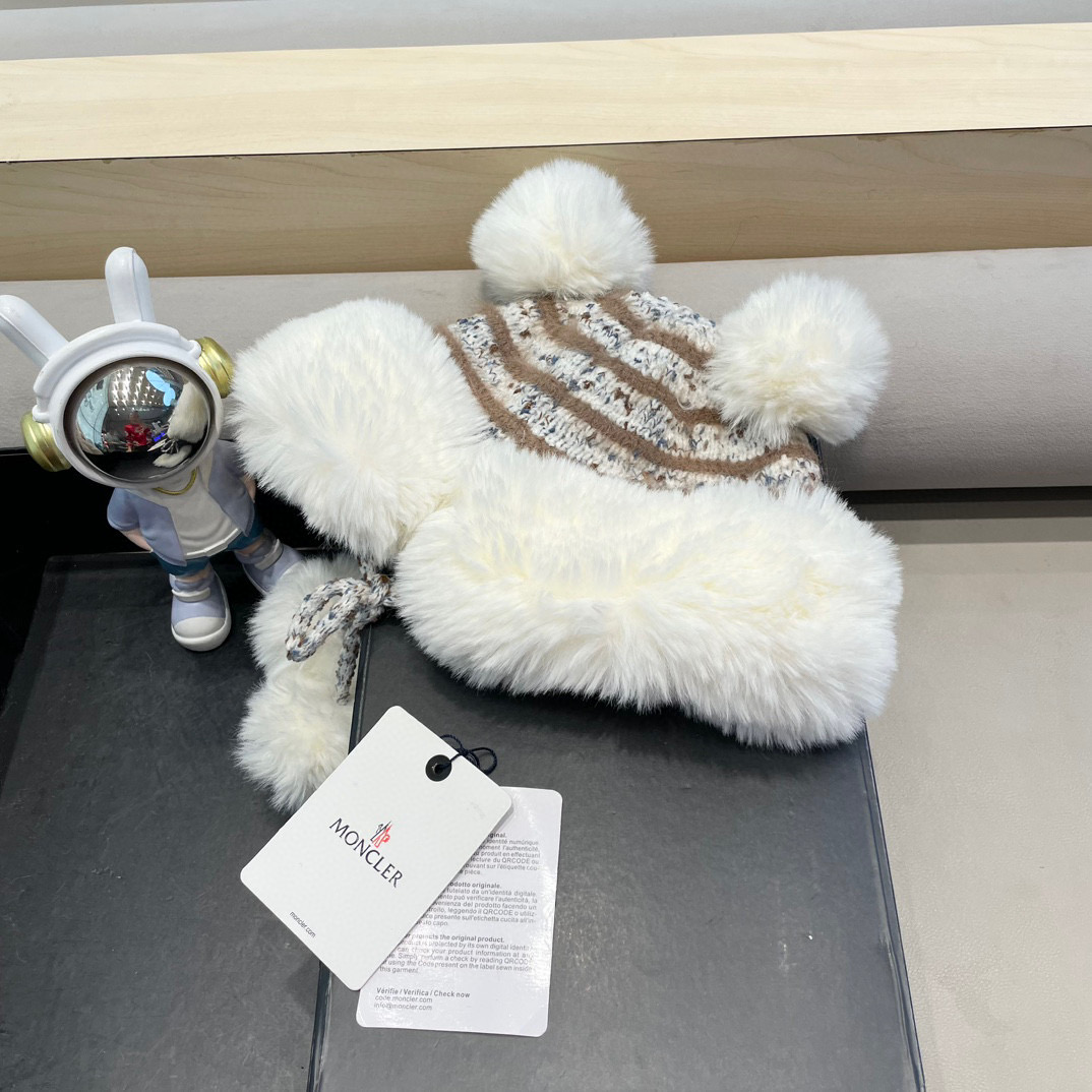 moncler 帽子女秋冬韩版可爱鹿角毛球护耳毛绒帽圣诞加厚东北雷锋帽骑车帽 
