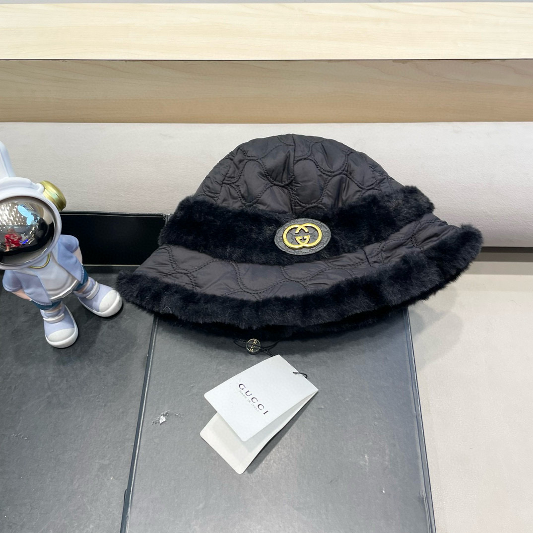 Gucci 毛绒帽子2025新款秋冬季百搭显脸小保暖渔夫帽女士日系网红水桶帽