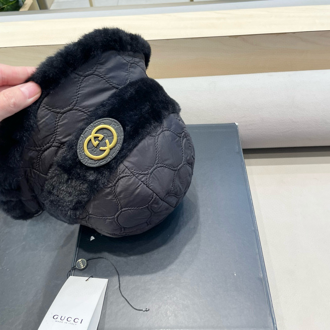 Gucci 毛绒帽子2025新款秋冬季百搭显脸小保暖渔夫帽女士日系网红水桶帽