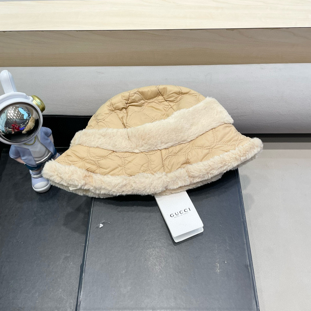 Gucci 毛绒帽子2025新款秋冬季百搭显脸小保暖渔夫帽女士日系网红水桶帽