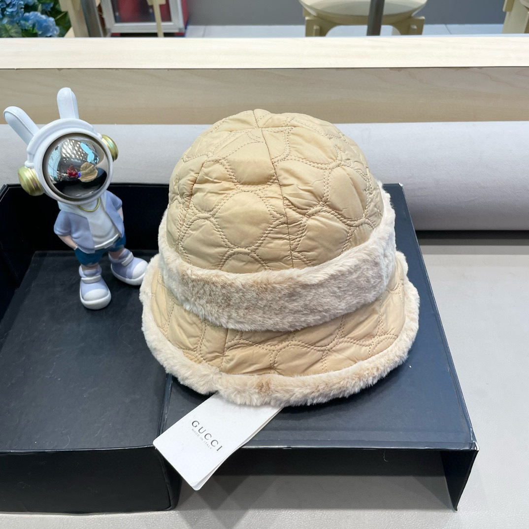 Gucci 毛绒帽子2025新款秋冬季百搭显脸小保暖渔夫帽女士日系网红水桶帽