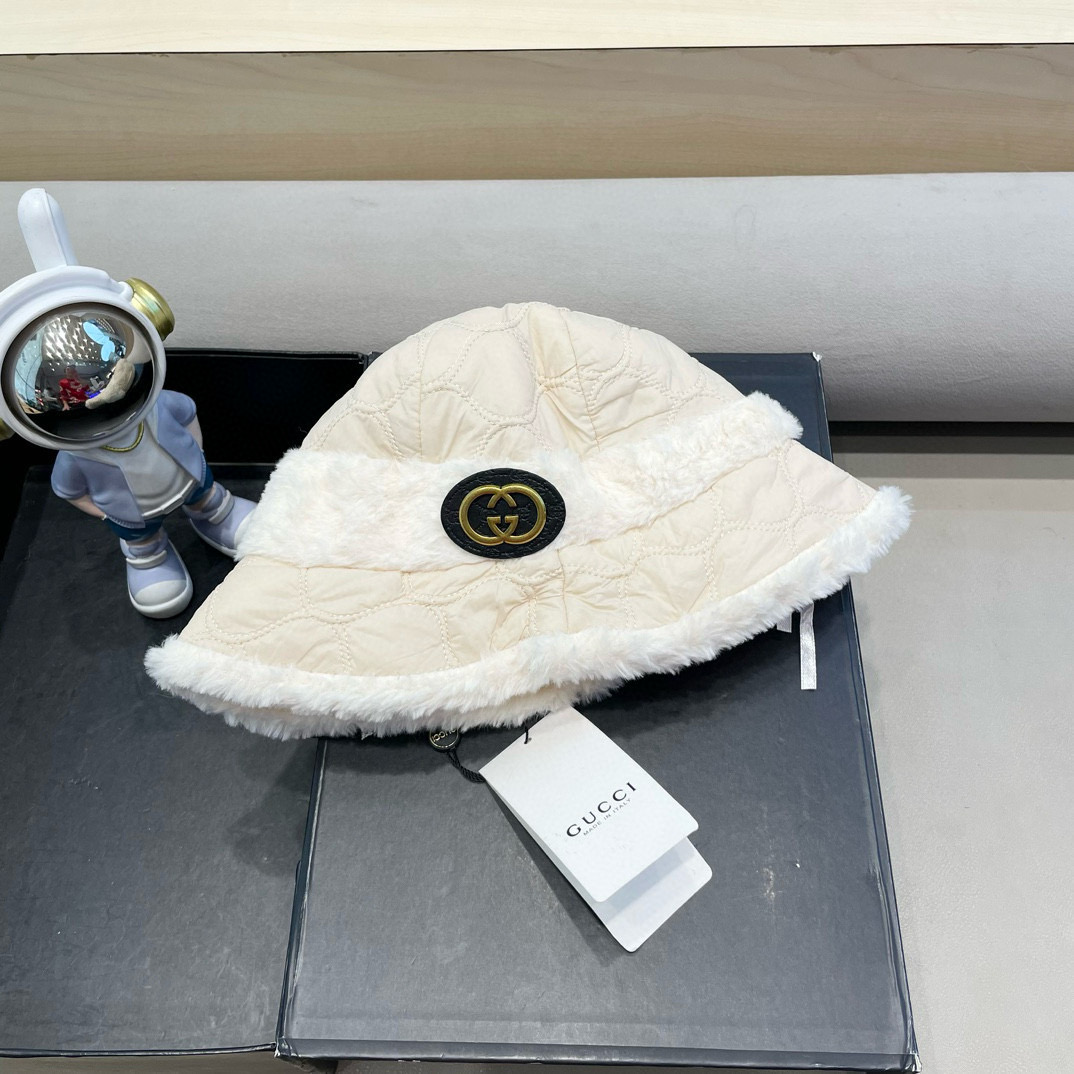 Gucci 毛绒帽子2025新款秋冬季百搭显脸小保暖渔夫帽女士日系网红水桶帽