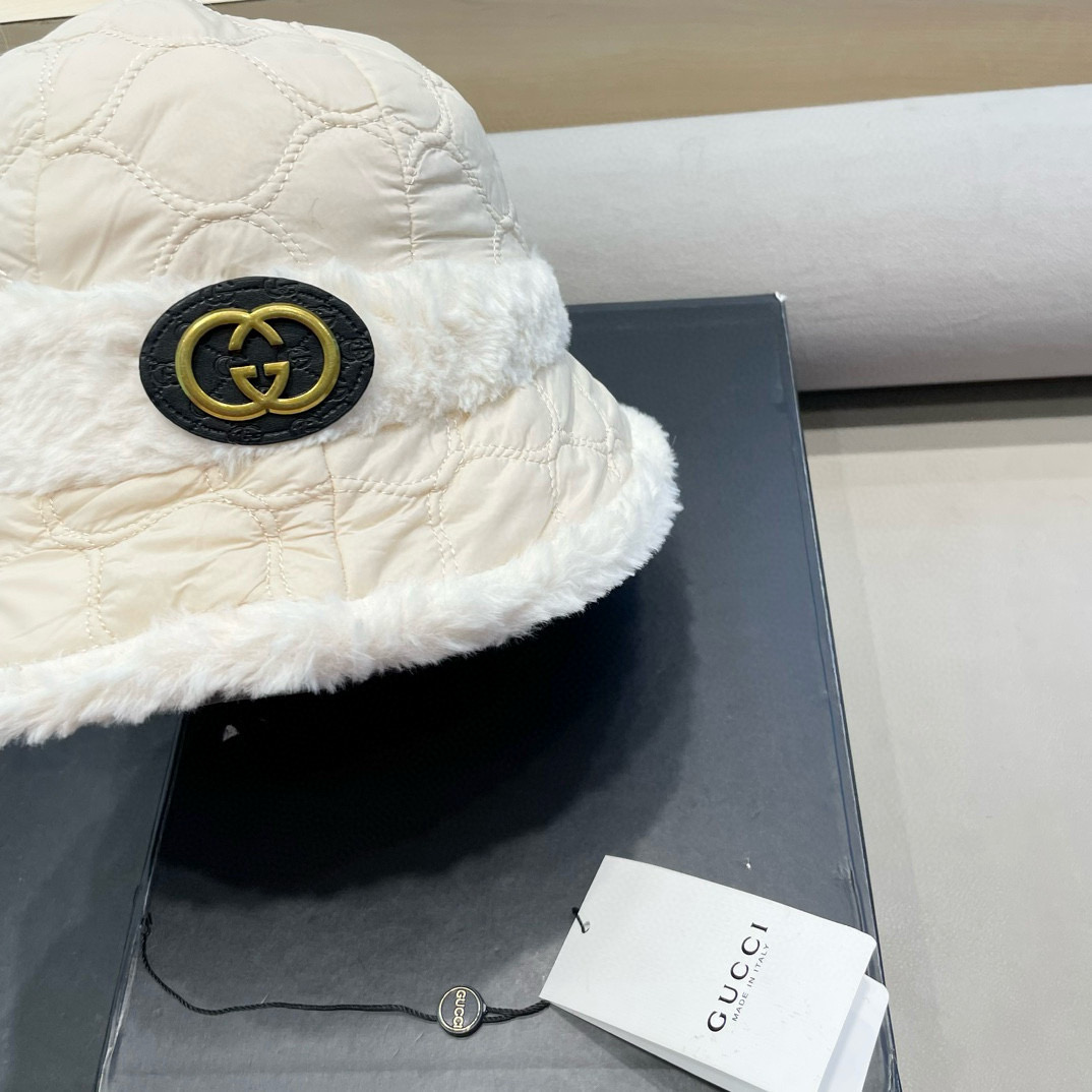 Gucci 毛绒帽子2025新款秋冬季百搭显脸小保暖渔夫帽女士日系网红水桶帽