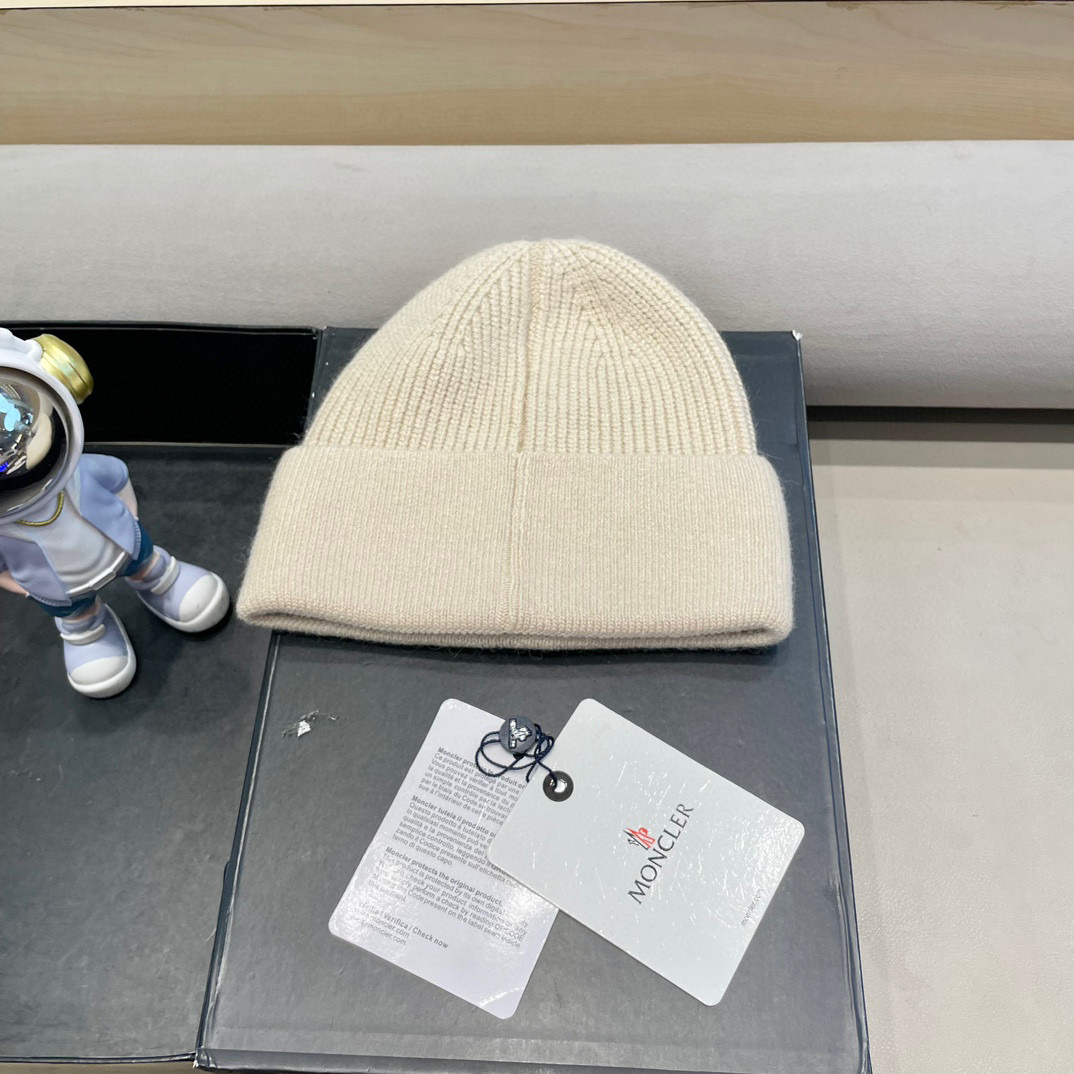 moncler高品质100绵羊🐑毛加兔毛帽子女秋冬保暖护耳针织帽大头围显脸小