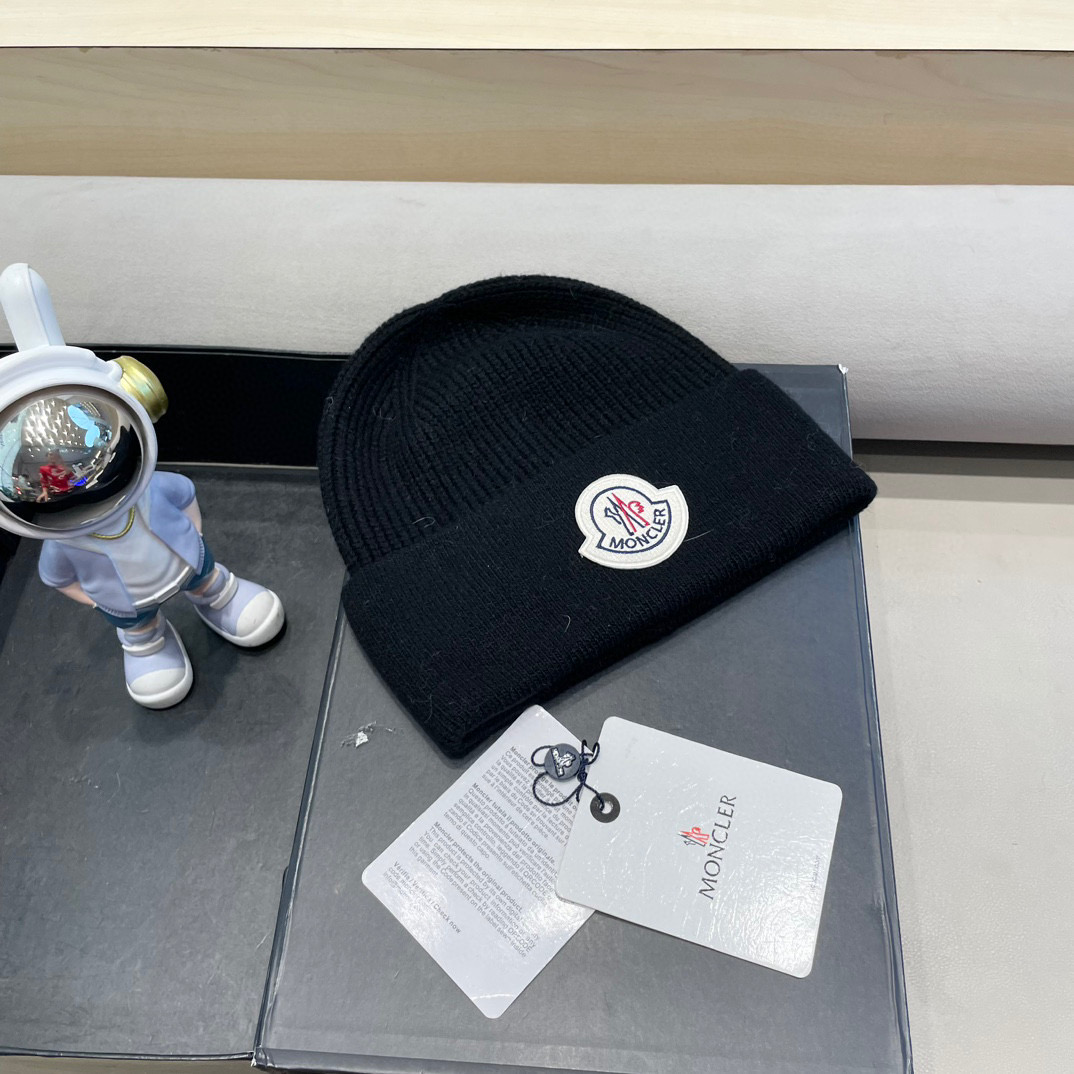 moncler高品质100绵羊🐑毛加兔毛帽子女秋冬保暖护耳针织帽大头围显脸小