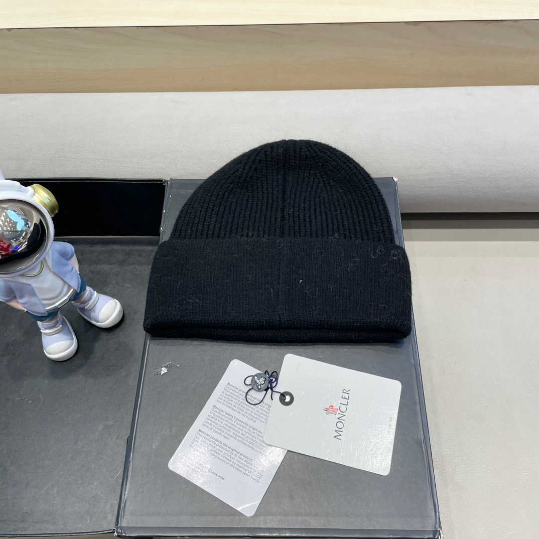 moncler高品质100绵羊🐑毛加兔毛帽子女秋冬保暖护耳针织帽大头围显脸小