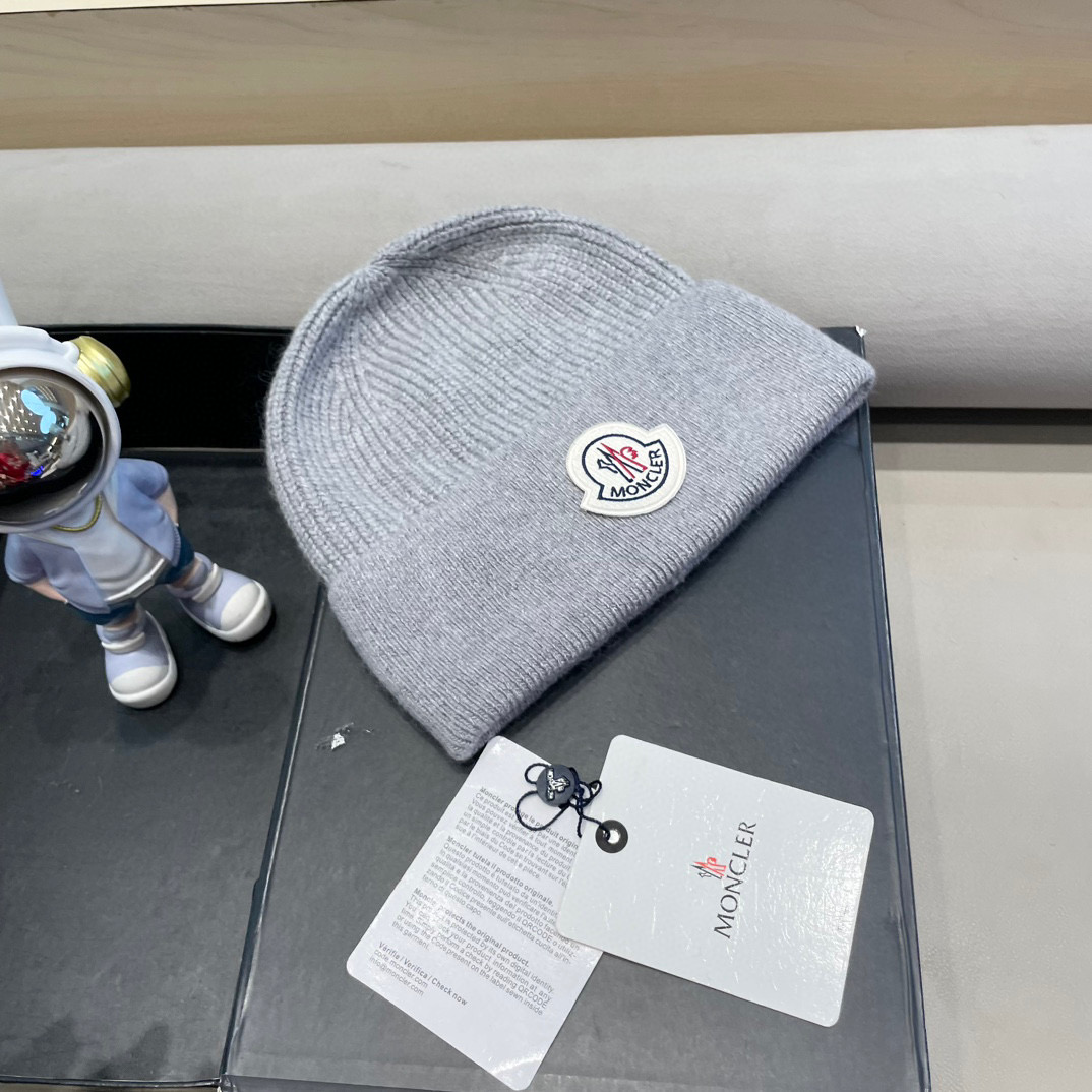 moncler高品质100绵羊🐑毛加兔毛帽子女秋冬保暖护耳针织帽大头围显脸小