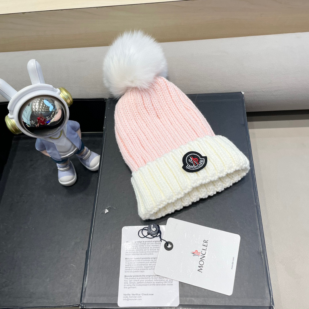 moncler法国定制标冬季保暖针织帽女时髦百搭狐狸毛球拼色可爱毛线帽子