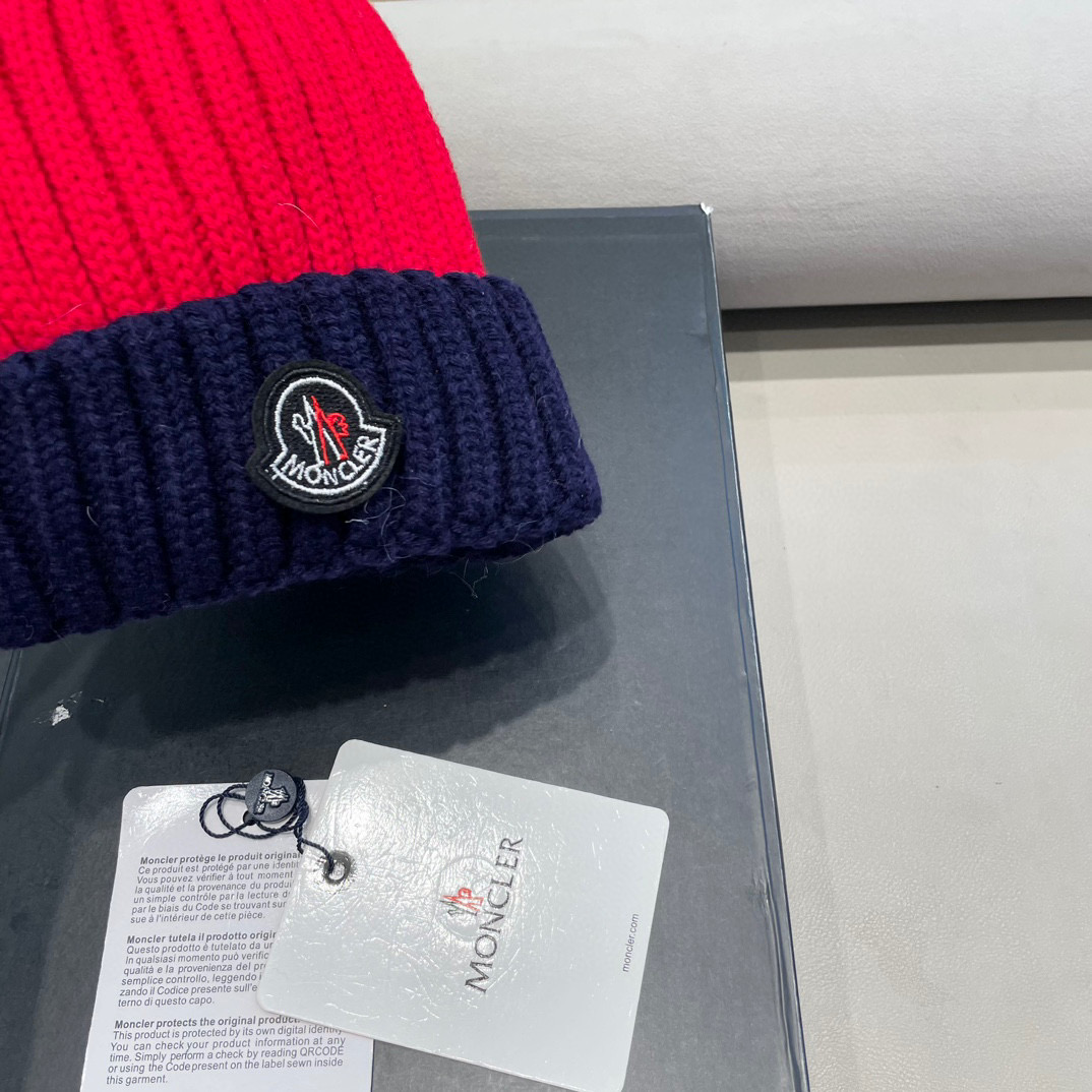 moncler法国定制标冬季保暖针织帽女时髦百搭狐狸毛球拼色可爱毛线帽子