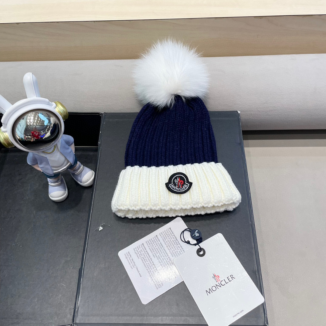 moncler法国定制标冬季保暖针织帽女时髦百搭狐狸毛球拼色可爱毛线帽子