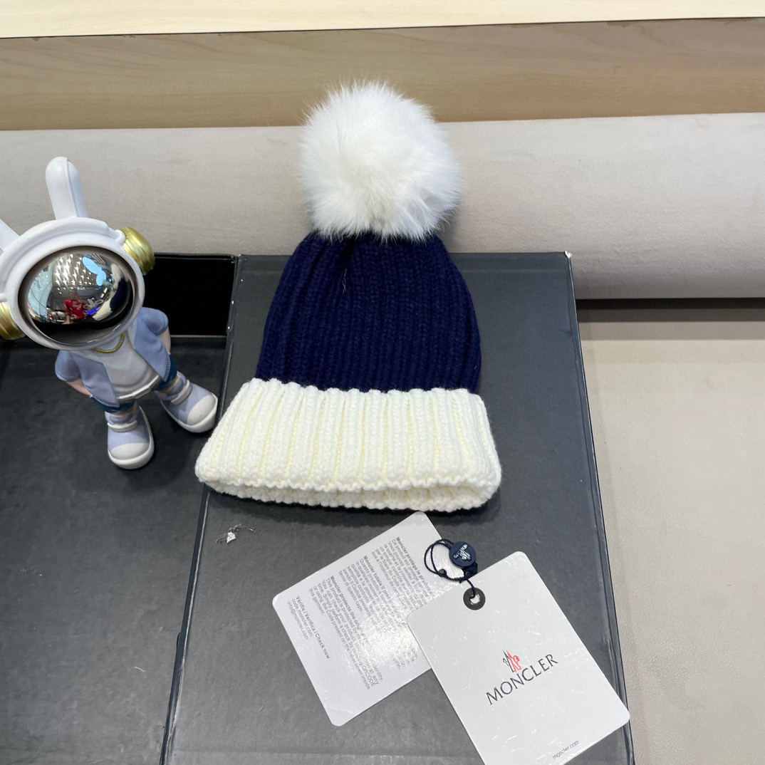 moncler法国定制标冬季保暖针织帽女时髦百搭狐狸毛球拼色可爱毛线帽子
