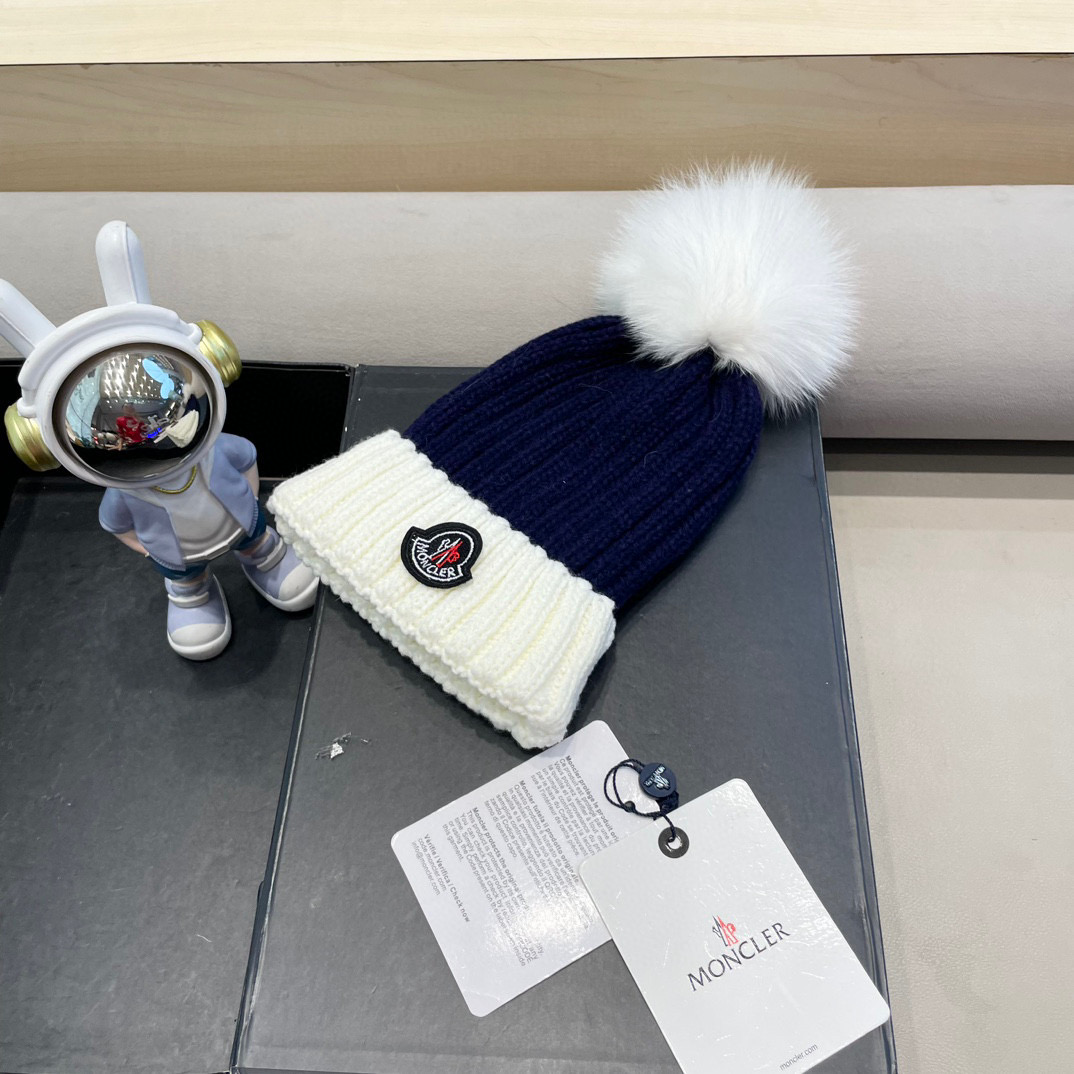 moncler法国定制标冬季保暖针织帽女时髦百搭狐狸毛球拼色可爱毛线帽子