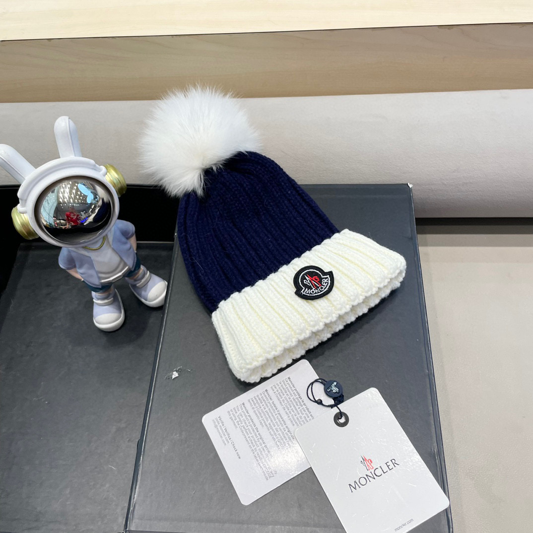 moncler法国定制标冬季保暖针织帽女时髦百搭狐狸毛球拼色可爱毛线帽子