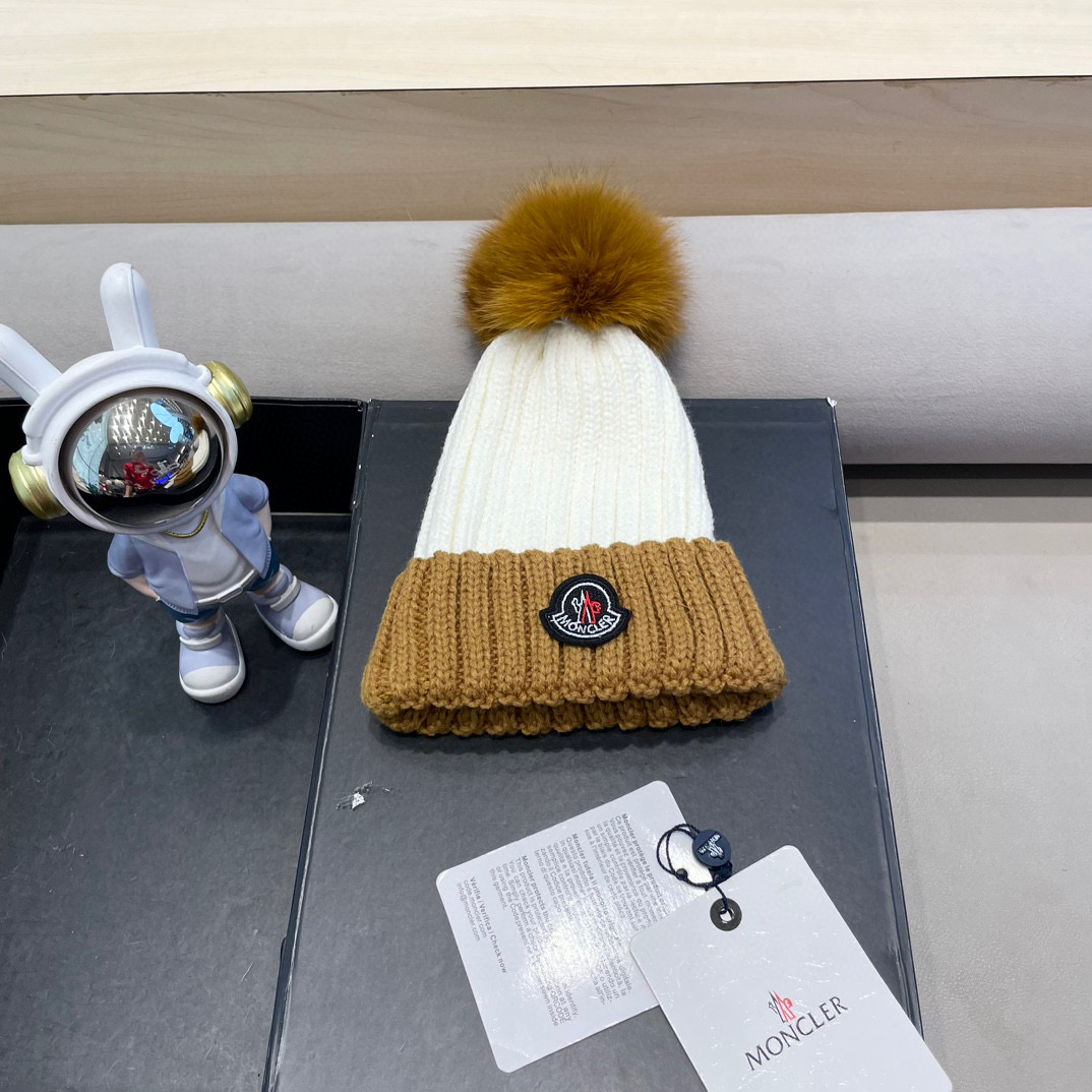 moncler法国定制标冬季保暖针织帽女时髦百搭狐狸毛球拼色可爱毛线帽子