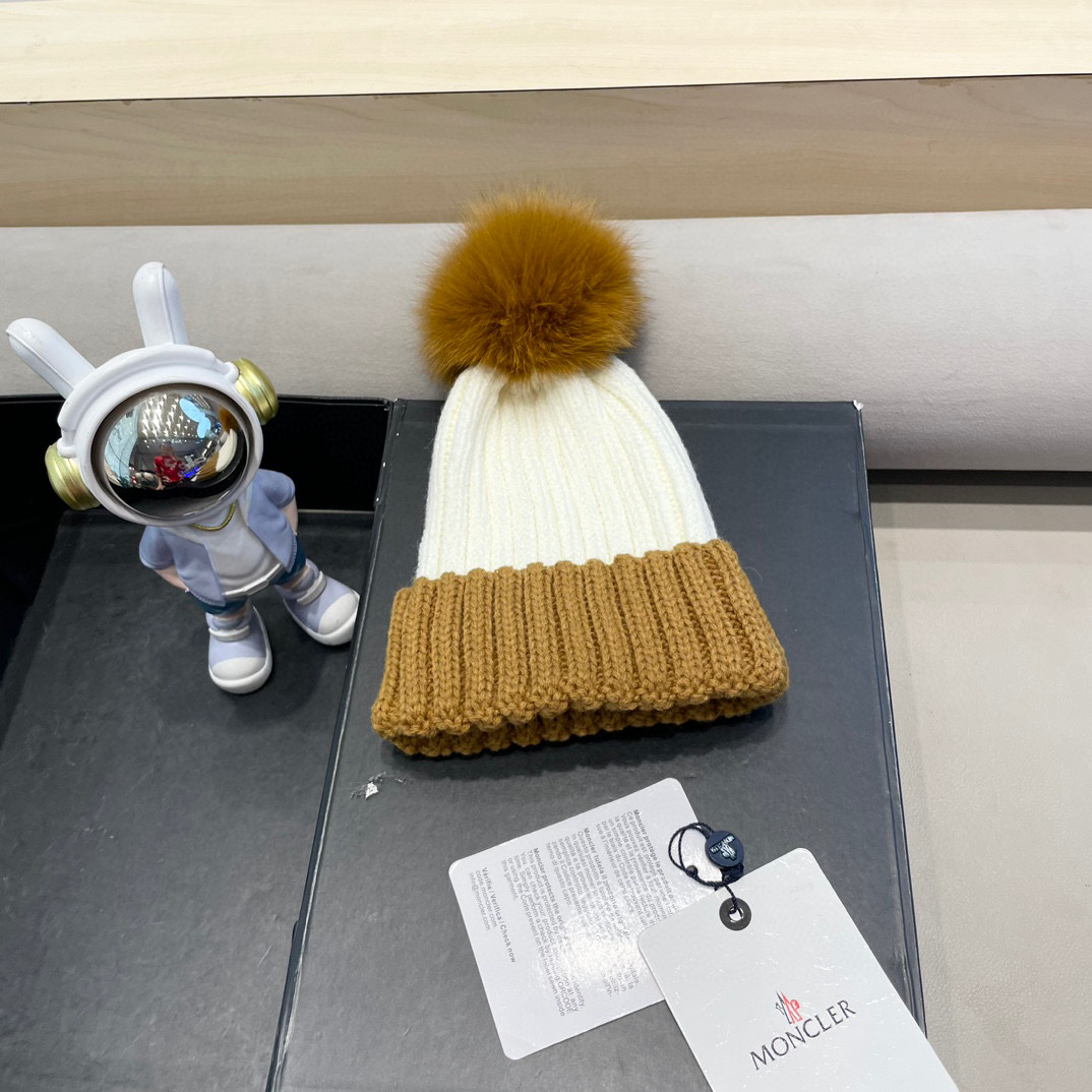moncler法国定制标冬季保暖针织帽女时髦百搭狐狸毛球拼色可爱毛线帽子