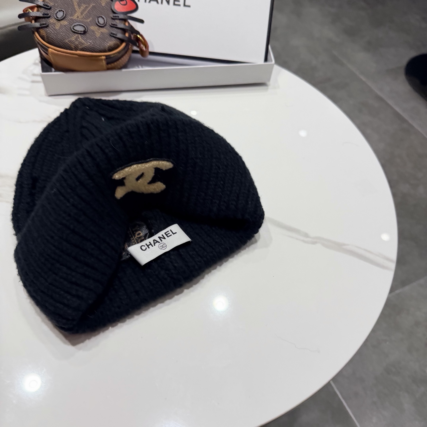 Chanel香奈儿秋冬网红时尚博主推荐款毛线帽，小红书爆款，手感超柔软舒适的针织线帽，弹性极佳！
