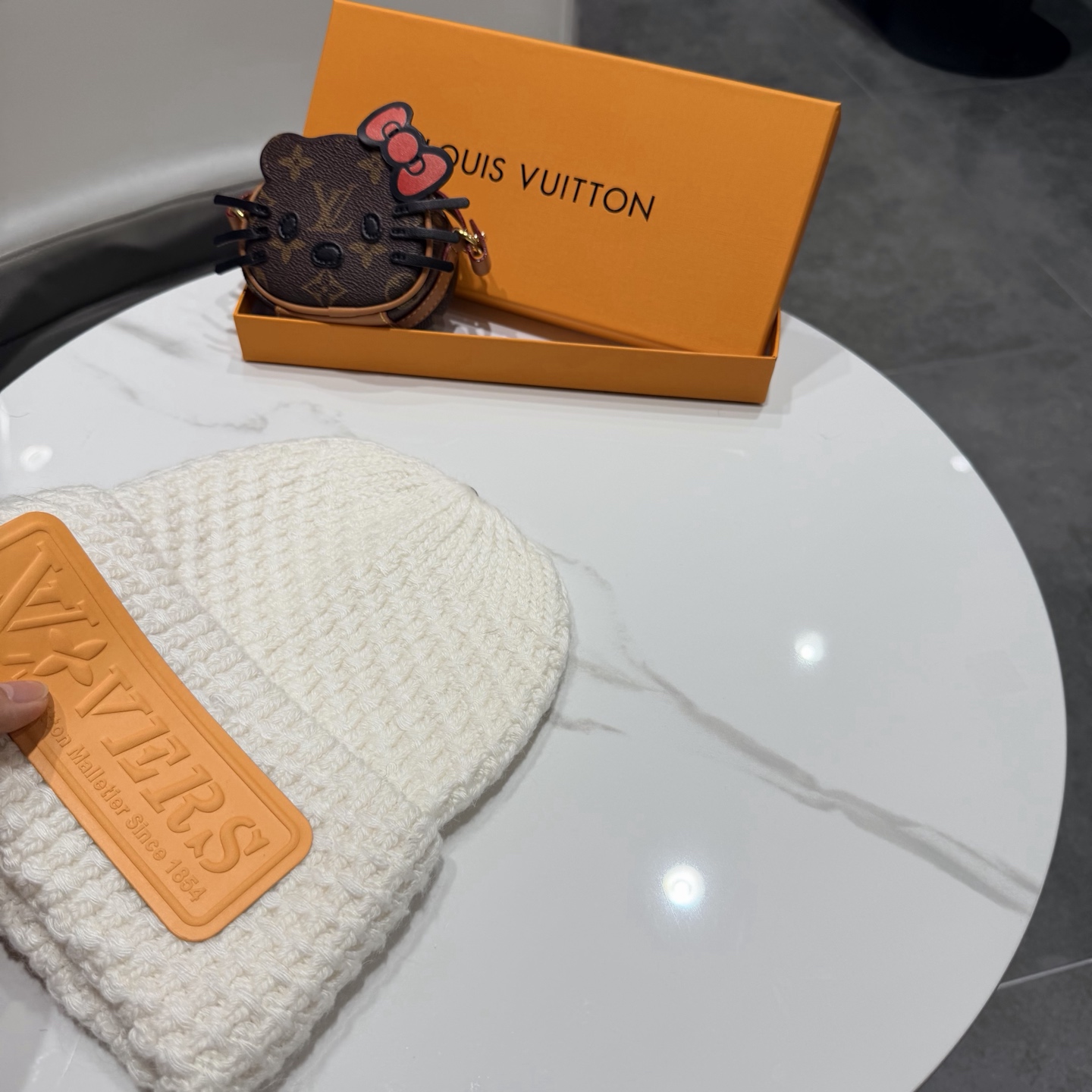 Lv 高品质路易斯新款毛线帽