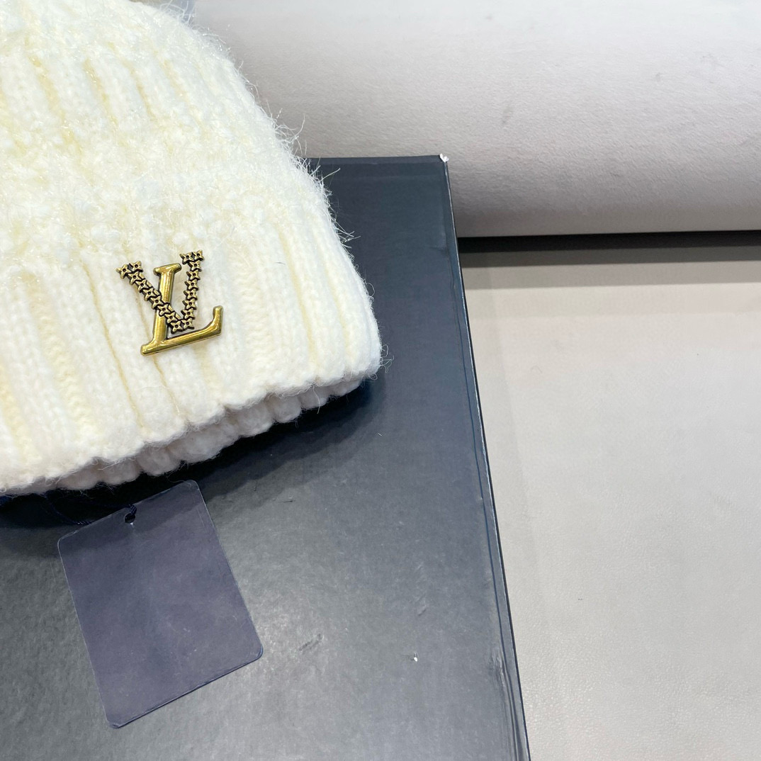 lv路易威登日系兔毛混纺毛线帽子女冬季新款时尚彩条针织帽显脸小百搭包头帽