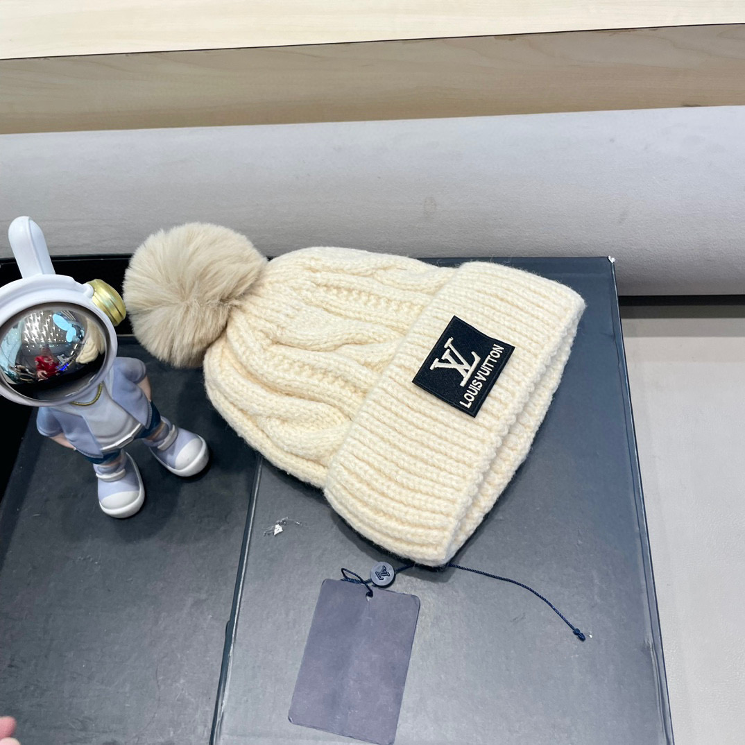 lv路易威登加绒毛线帽冬季保暖帽子护耳帽针织女帽新款加厚冷帽倪倪儿毛球帽