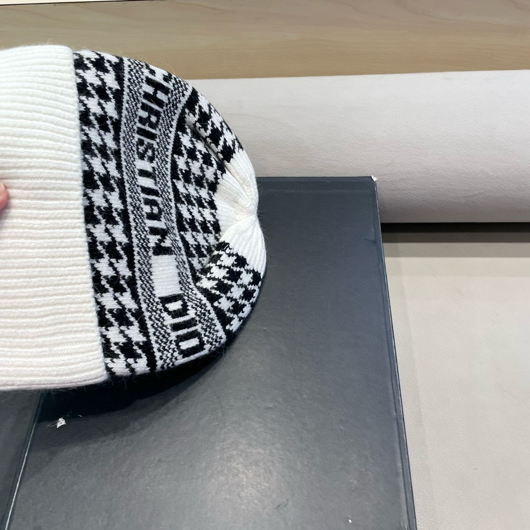 迪奥冬款针织帽女黑色拼接D家冷帽保暖羊绒帽子菠萝菱格毛线帽男