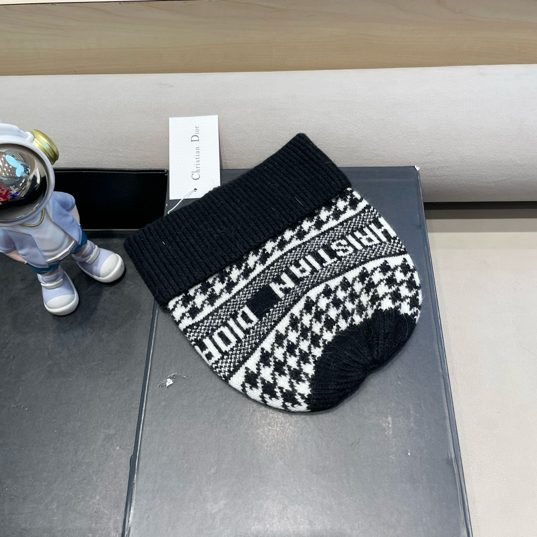 迪奥冬款针织帽女黑色拼接D家冷帽保暖羊绒帽子菠萝菱格毛线帽男