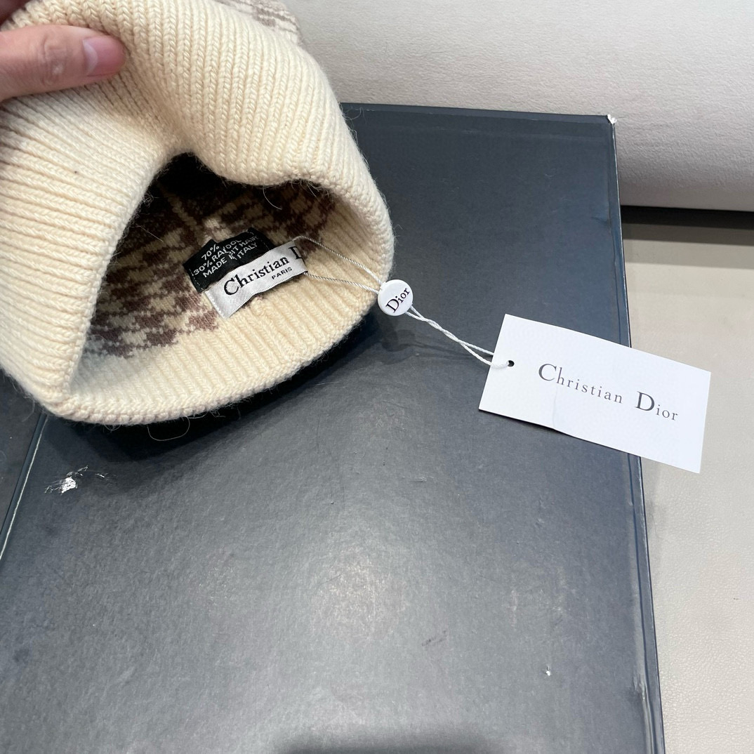 迪奥冬款针织帽女黑色拼接D家冷帽保暖羊绒帽子菠萝菱格毛线帽男