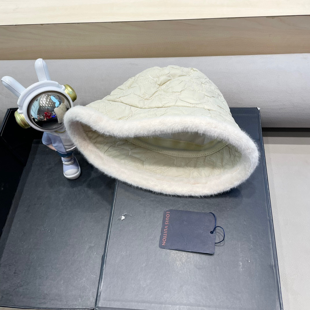 lv路易威登帽子女冬季加绒水桶帽复古小众钟型盆帽显脸小韩国毛绒保暖渔夫帽