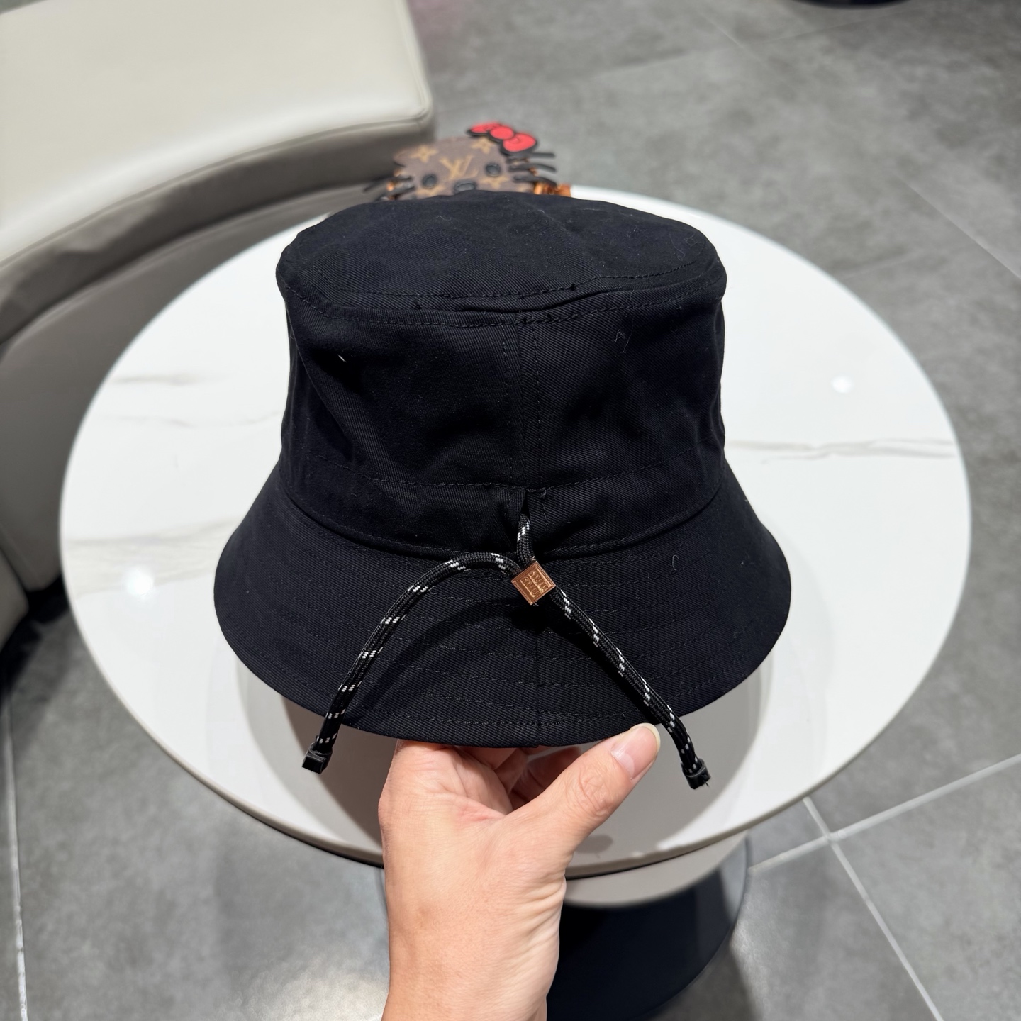 miumiu缪缪新款官网渔夫帽，头围57cm