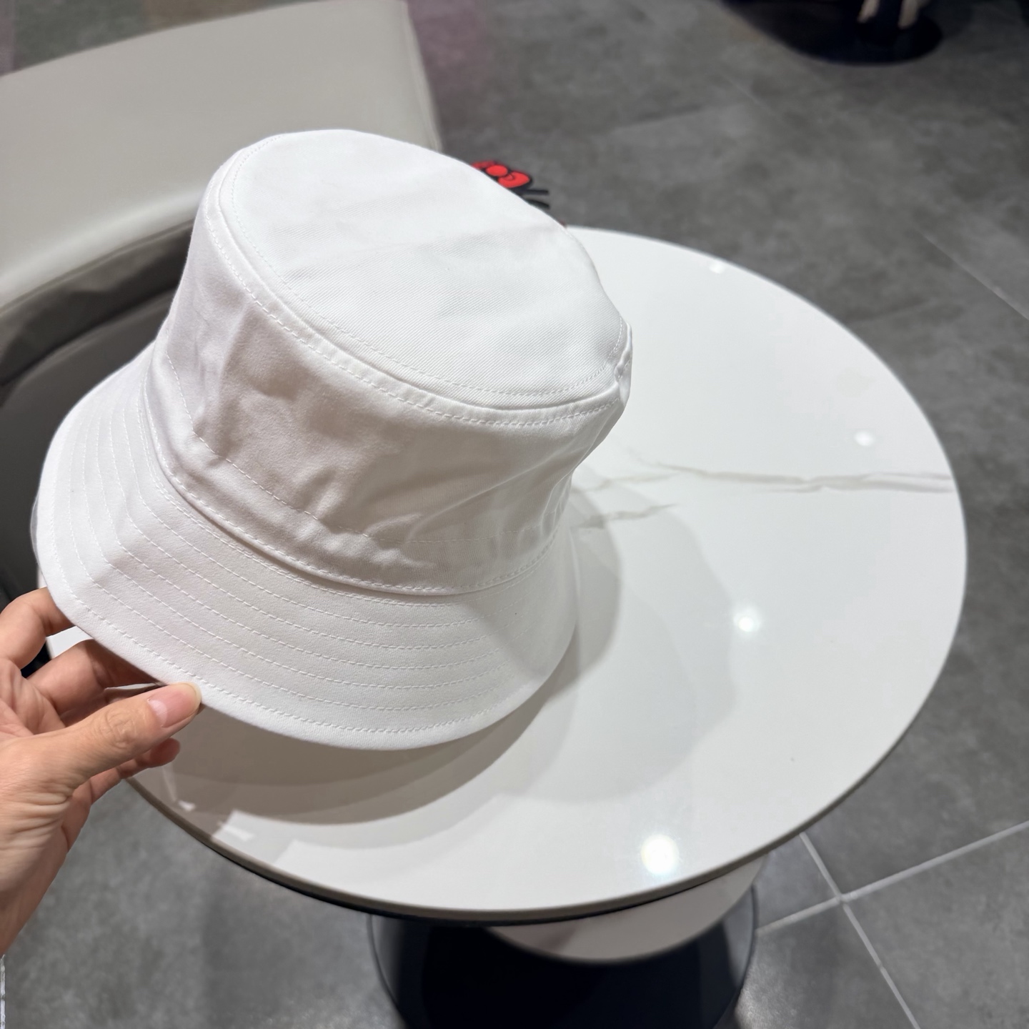 miumiu缪缪新款官网渔夫帽，头围57cm