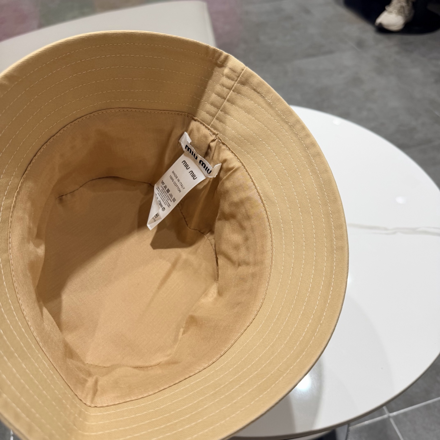 miumiu缪缪新款官网渔夫帽，头围57cm