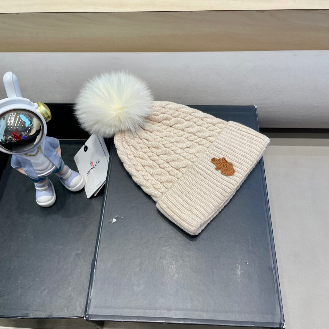 moncler韩版秋冬新款兔毛针织麻花纹毛线帽真狐狸毛球针织帽保暖百搭潮