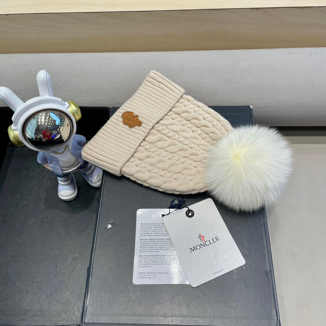moncler韩版秋冬新款兔毛针织麻花纹毛线帽真狐狸毛球针织帽保暖百搭潮