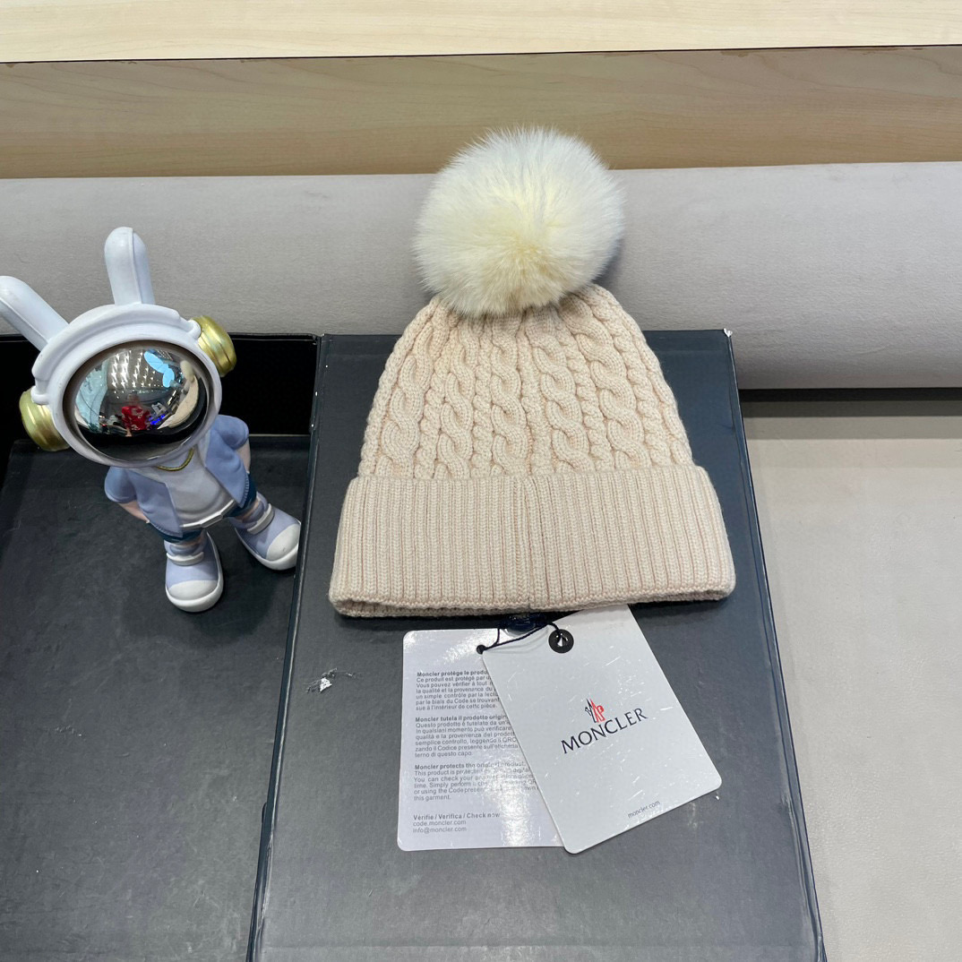 moncler韩版秋冬新款兔毛针织麻花纹毛线帽真狐狸毛球针织帽保暖百搭潮