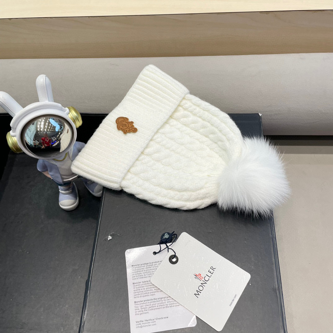 moncler韩版秋冬新款兔毛针织麻花纹毛线帽真狐狸毛球针织帽保暖百搭潮