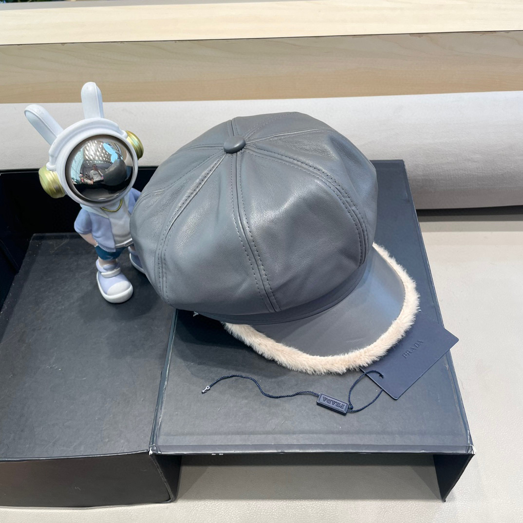 普拉达Prada秋冬羊羔毛八角帽女气质百搭做旧皮质英伦风鸭舌报童帽画家贝雷帽