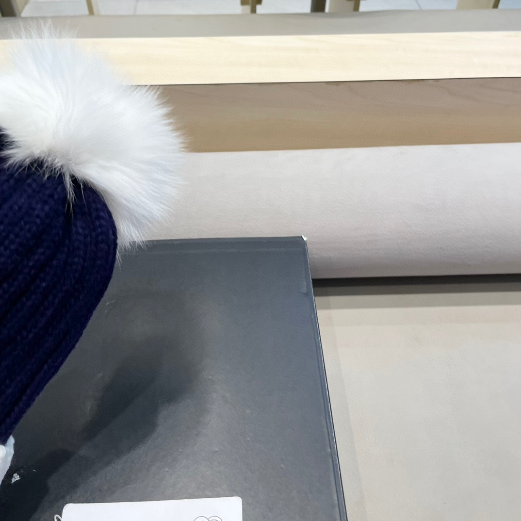 Chanel外贸出口日单秋冬嘻哈帽街头防寒带球针织帽卡通拼色冷帽