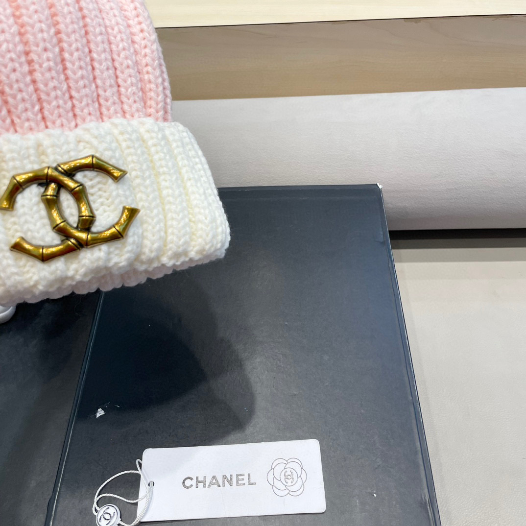 Chanel外贸出口日单秋冬嘻哈帽街头防寒带球针织帽卡通拼色冷帽